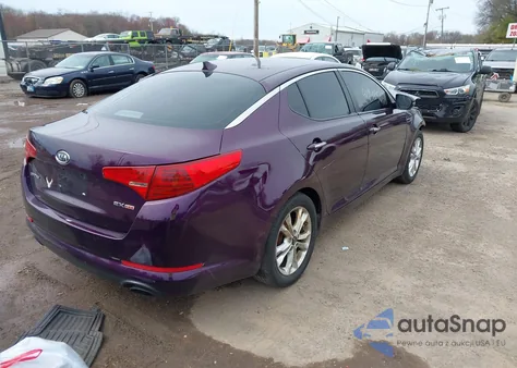 2011 Kia Optima Ex z USA, uszkodzony, nr VIN KNAGN4A76B5077655